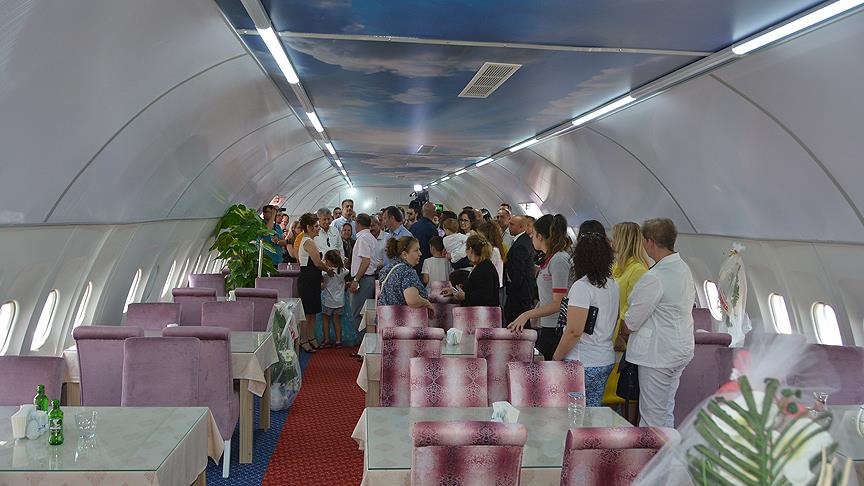 Balıkesir'de 'restoran uçak' hizmete açıldı