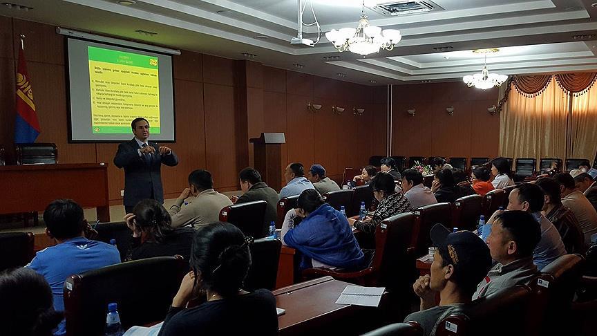 Türkiye'den Moğolistan'da helal kesim eğitim semineri