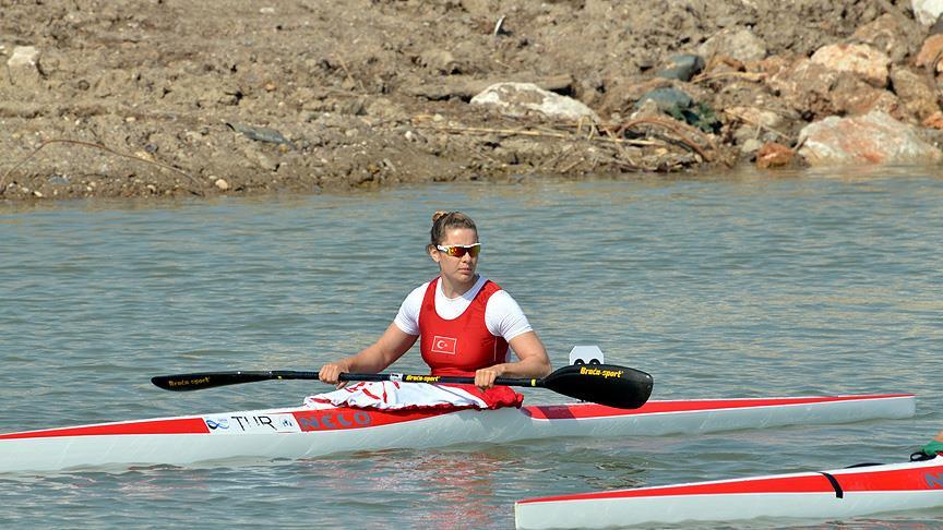 Letonya'da "yaşlısın" dediler Türkiye'de tarihe geçti 