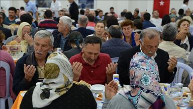 Alevi-Sünni kardeşlik iftarı
