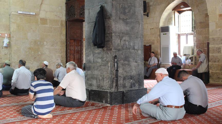 Asırlık camilerde ramazan heyecanı