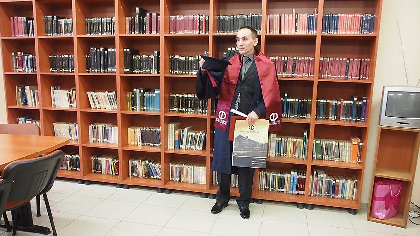 Cezaevinde kep attı