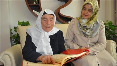 83 yaşında Kur'an okumayı öğrendi 