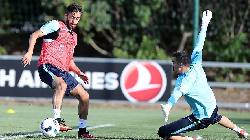 A Milli Futbol Takımı İspanya maçı hazırlıklarına başladı