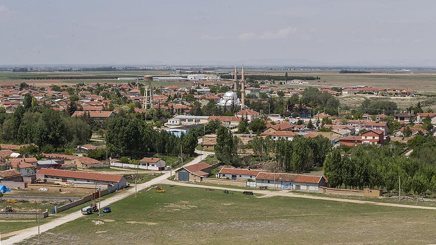 Asırlık mahallenin yerleşim düzeni özenle korunuyor