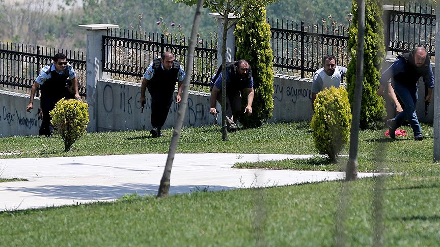 İstanbul Arnavutköy'deki çatışmada yaralanan polis şehit oldu