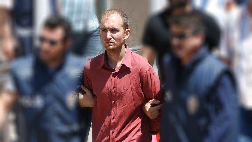 Seri cinayet zanlısı Atalay Filiz'le fotoğraf çektiren Başkomiser açığa alındı