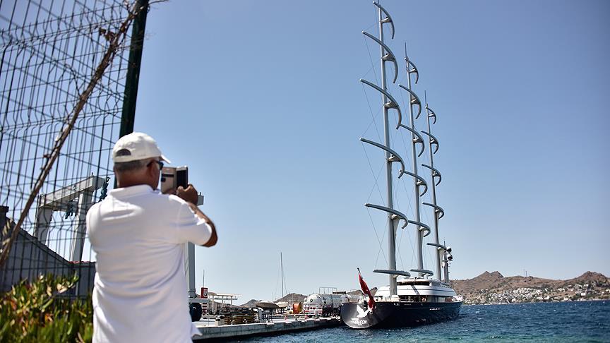 'Malta Şahini' Bodrum'a demir attı