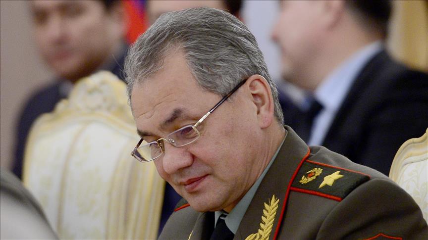 Russian defense minister meets Assad in Syria