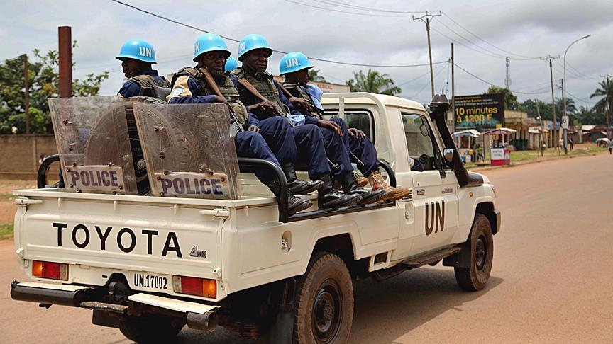 Central African Republic: Militia seize police officers