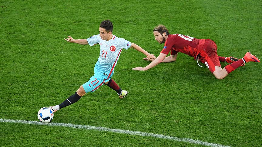 Emre Mor sosyal medyayı da salladı
