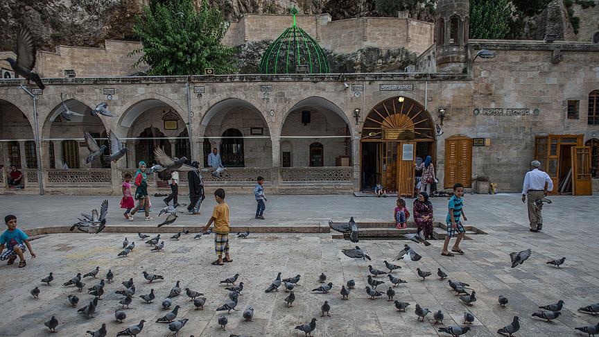 Hazreti İbrahim'in makamı yenilendi