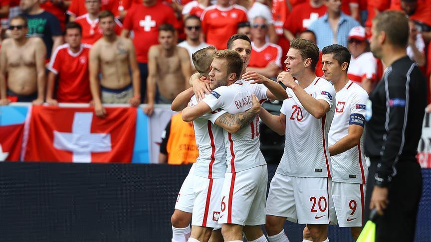 Euro 2016: Poland head to quarterfinals