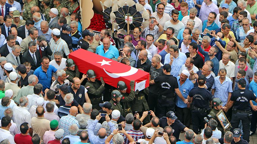Türkiye şehitlerini uğurladı