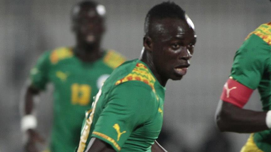 Liverpool, Mane'yi renklerine bağladı