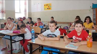 Kosova'da Türkçe eğitim 65 yaşında 