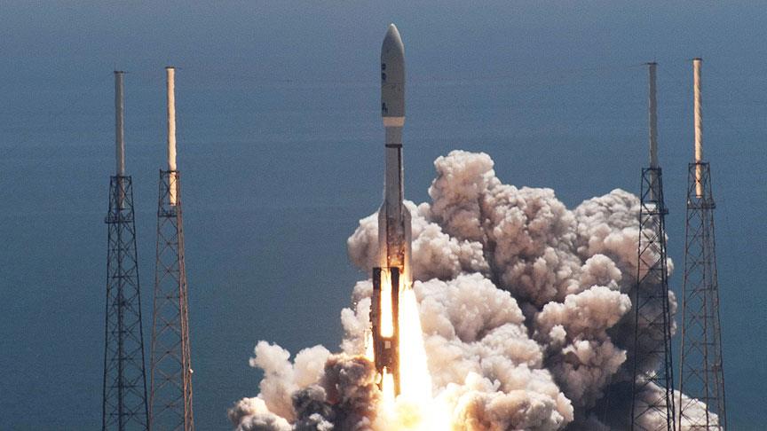 Juno Jüpiter'in yörüngesine girmeye hazırlanıyor