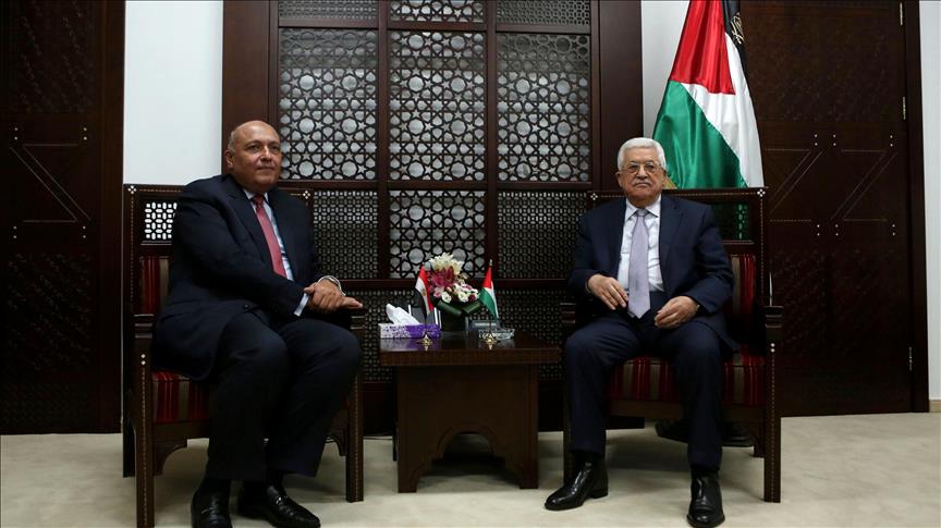 عباس ورئيس حكومته يلتقيان وزير خارجية مصر في رام الله‎