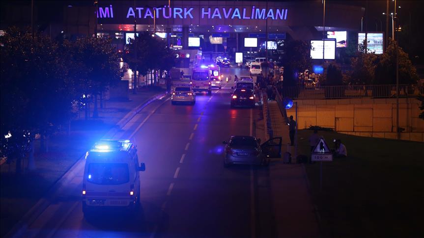 U napadu na aerodromu u Istanbulu poginula 41 osoba