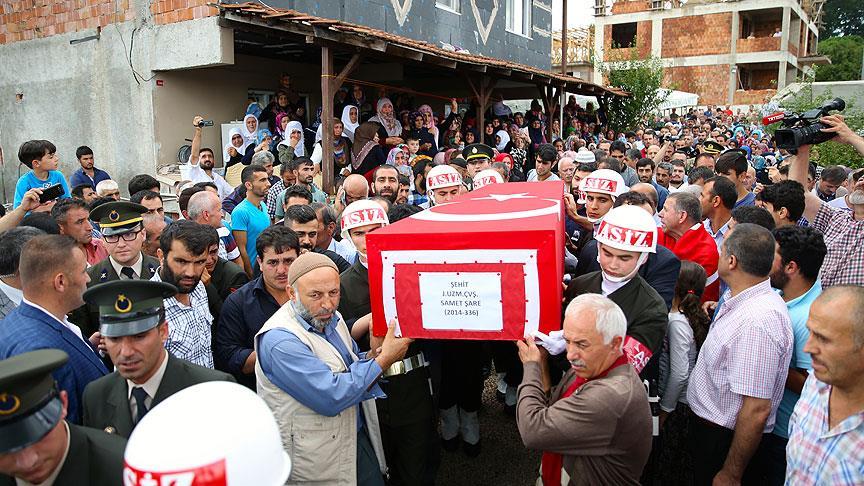 Şehit Uzman Çavuş Şare'nin cenazesi toprağa verildi