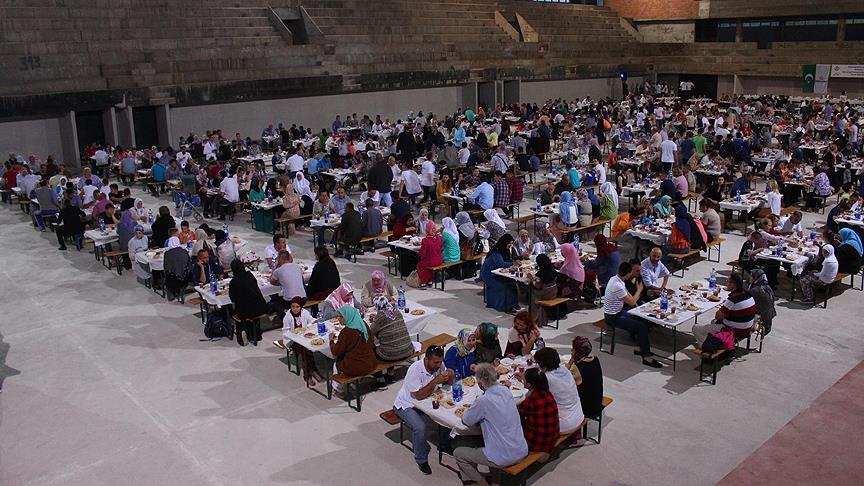 TİKA "gönül coğrafyası" kültürlerini Bosna'da buluşturdu