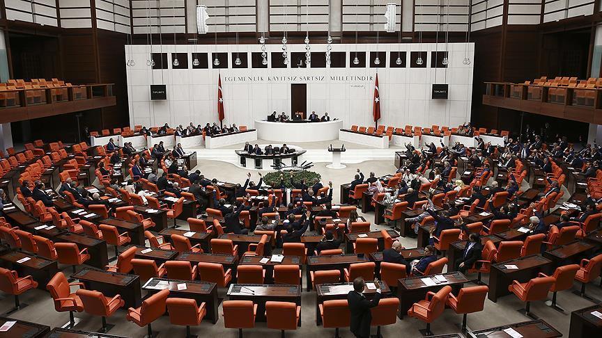 Turkish parliament ratifies restructure to high courts