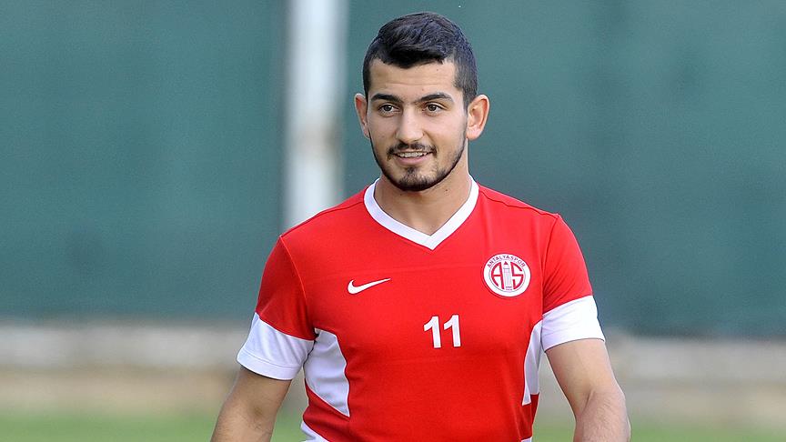 Emrah Başsan Galatasaray'da