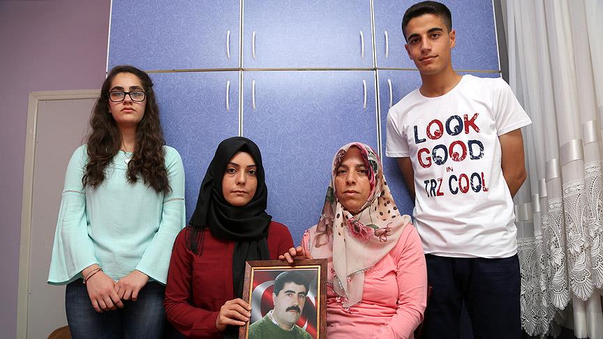 'Alnımız açık vatan hainleri utansın'