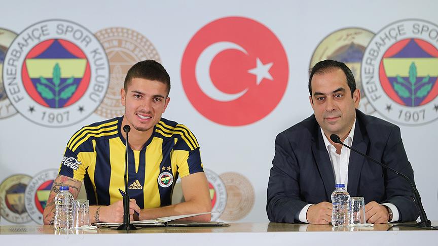 Neustader imzayı attı