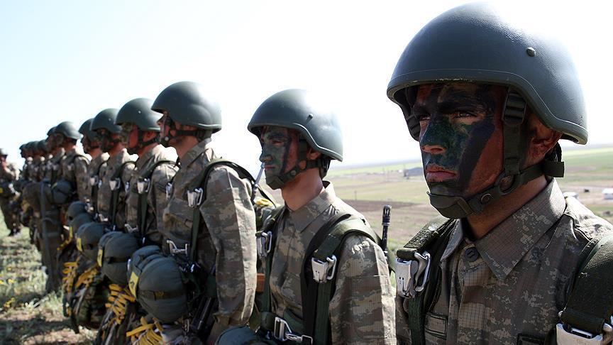 В Болгарии ведутся споры вокруг обязательного призыва на военную службу
