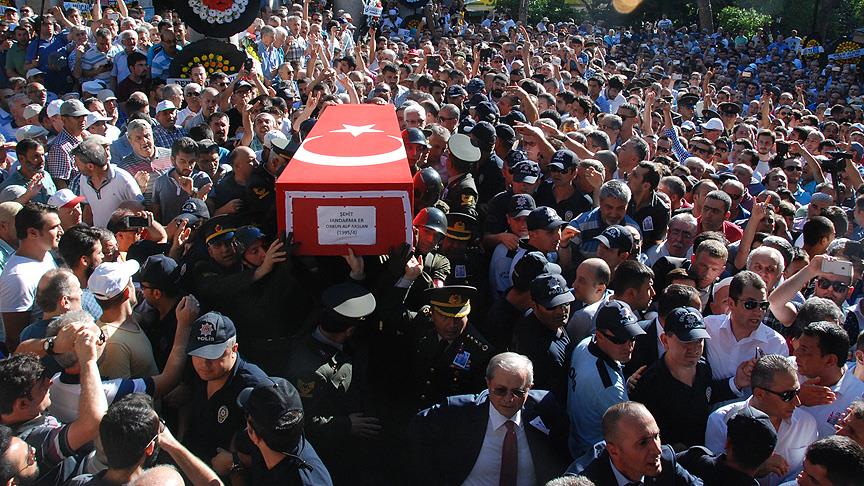Şehit er Alparslan Aydın'da son yolculuğuna uğurlandı