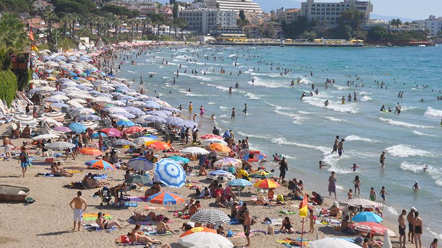 Bayram tatili bitti sahillerde yoğunluk bitmedi