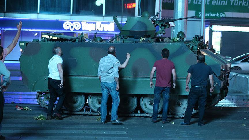 FETÖ'nün darbe girişimine dünyadan tepki yağıyor