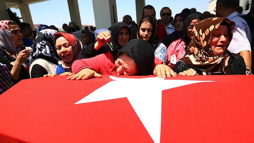 FETÖ'nün şehit ettiği baba arkasında 4 yetim bıraktı