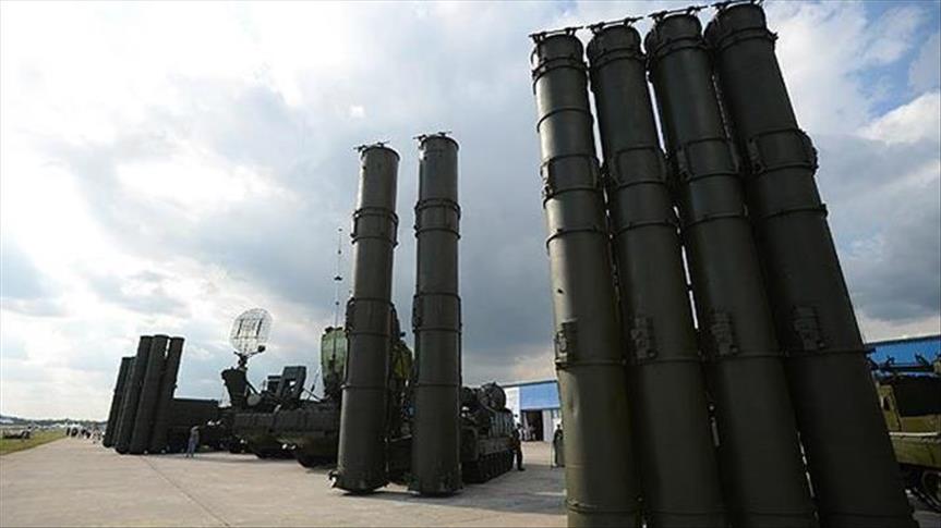 Iran receives first batch of S-300 missiles from Russia