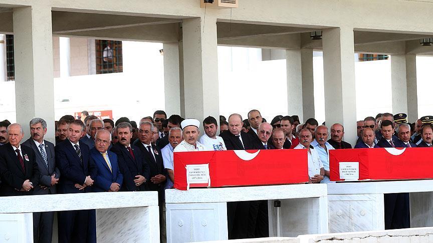 Şehitlerimizi uğurluyoruz