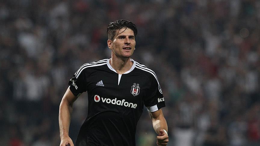 Beşiktaş Mario Gomez'e alternatif arıyor