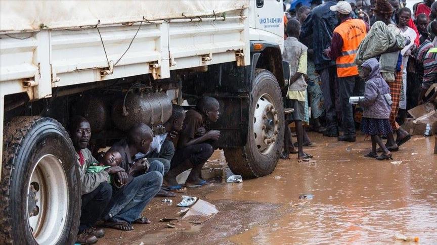 25,000 South Sudanese refugees flee into Uganda