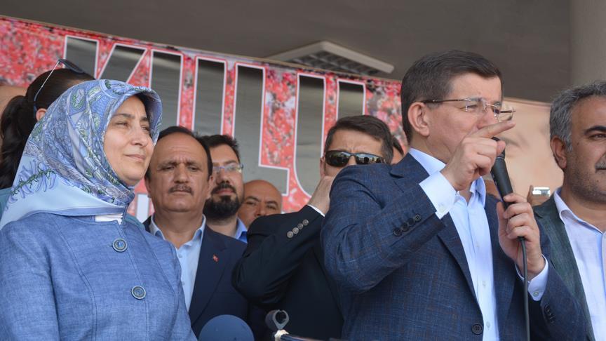 Eski Başbakan Davutoğlu: Böyle günlerde kim yiğit, kim dürüst ortaya çıkar
