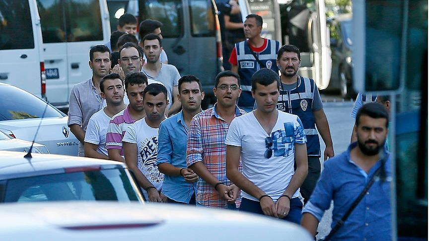 Foça Deniz Üs Komutanlığında gözaltı sayısı 206'ya yükseldi