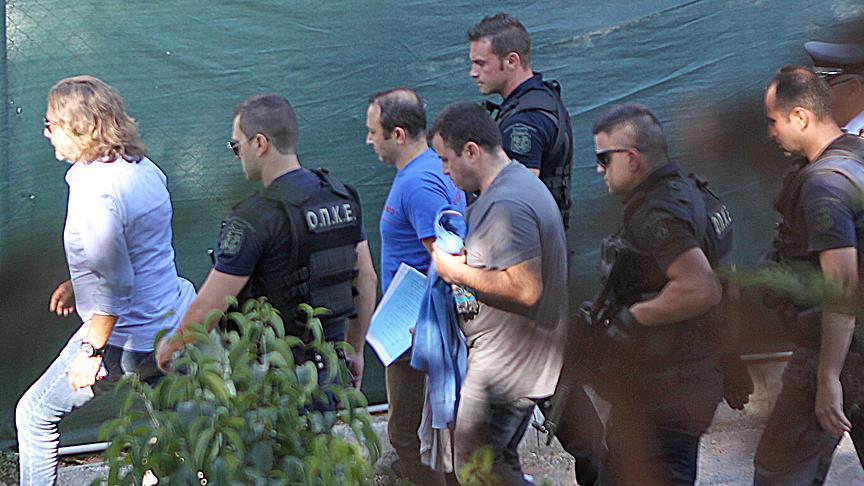 Greece extends asylum process for 8 fugitive soldiers