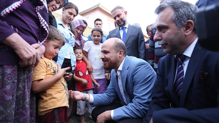 Bilal Erdoğan'dan Kazan'daki şehit ailelerine ziyaret