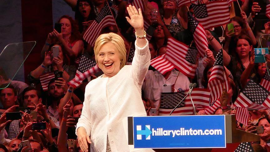 Hillary Clinton, gruaja e parë në histori e nominuar për presidente