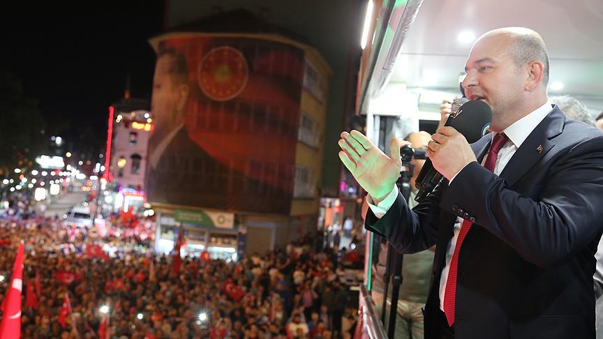 Süleyman Soylu Rize'de "demokrasi nöbeti"nde
