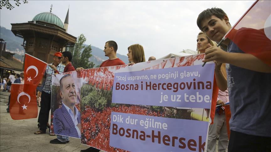 Građani na skupu podrške Turskoj u Sarajevu: Došli smo pružiti podršku narodu u Turskoj