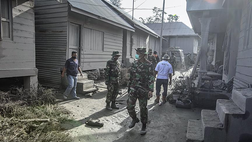 Indonesia: Mob attacks temples after mosque complaint 