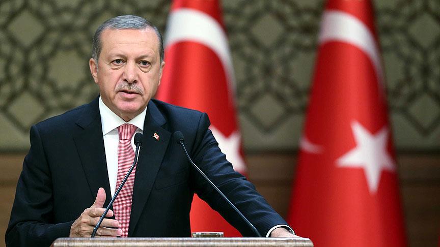 Cumhurbaşkanı Erdoğan: Batı teröre destek veriyor ve darbelerin yanında yer alıyor