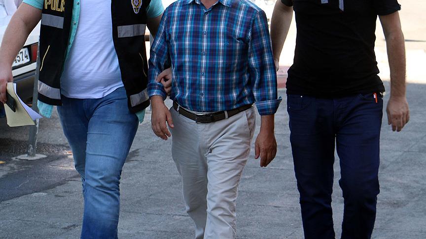İzmir'deki FETÖ soruşturmasında 20 zanlı gözaltına alındı