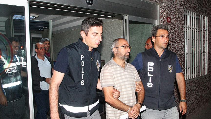 "Alevi dedesi gibi gözüktüğüne bakmayın bu bizim 'şakirt'imiz"