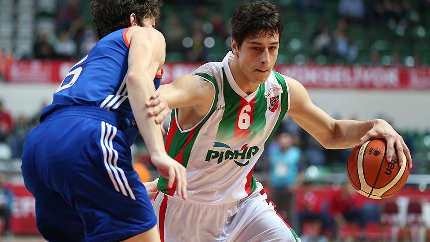 Anadolu Efes'ten Samet Geyik'i transfer etti